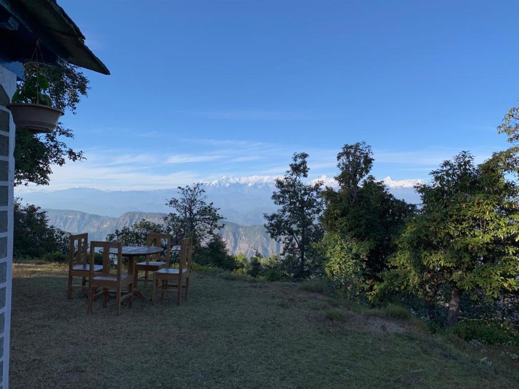 Villa Thikalna Himalayan Retreat Almora Exterior foto